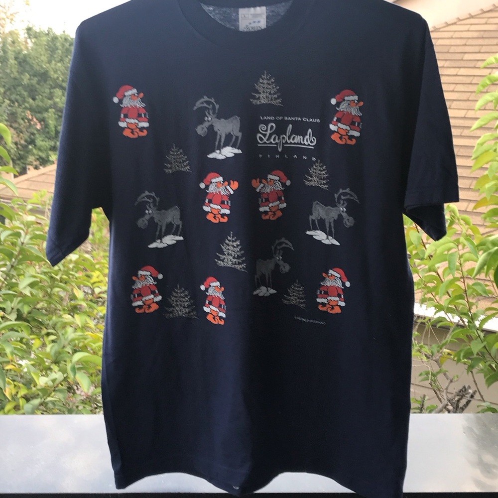 Navy Blue Graphic Tee - Short Sleeve